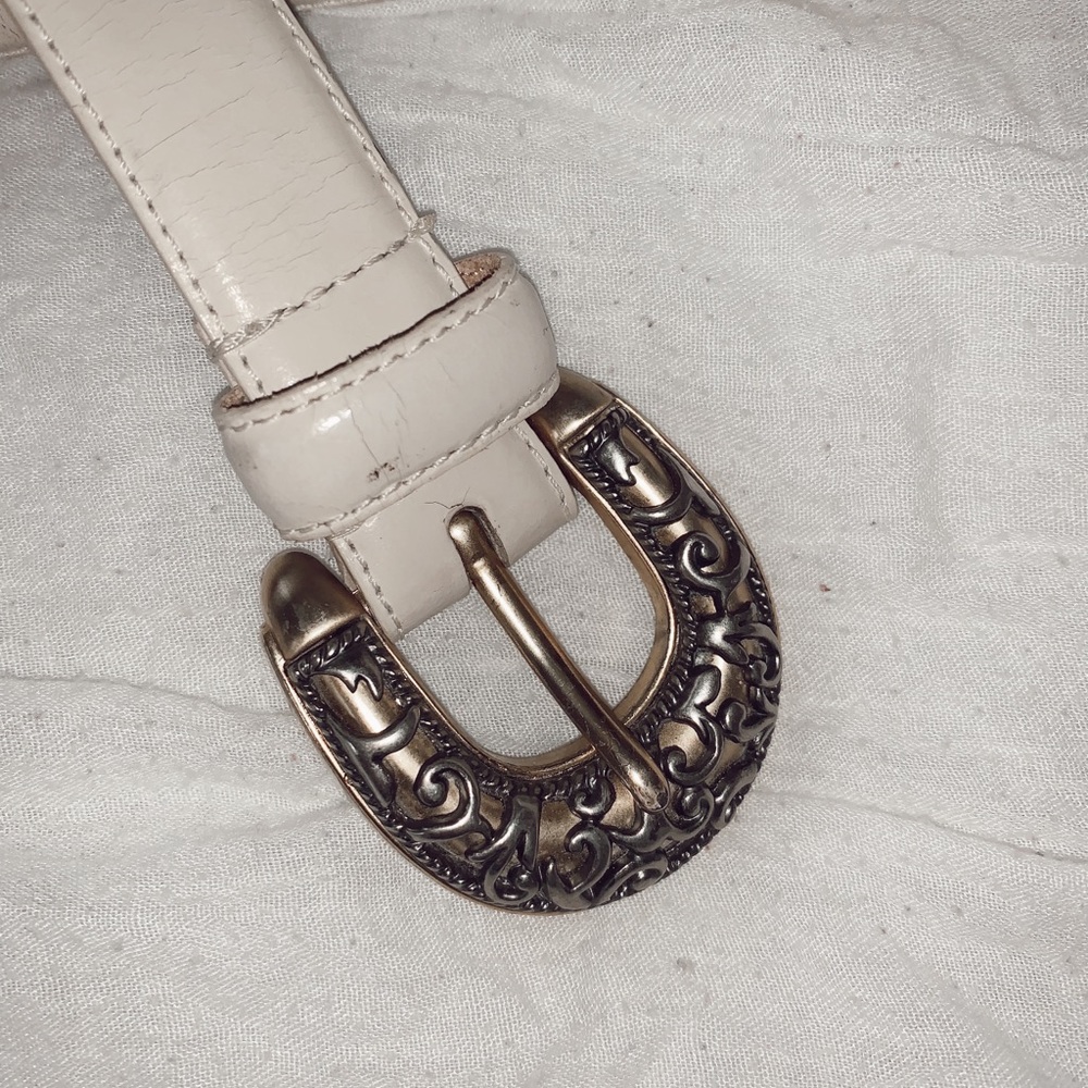 Vintage/thrifted leather belt